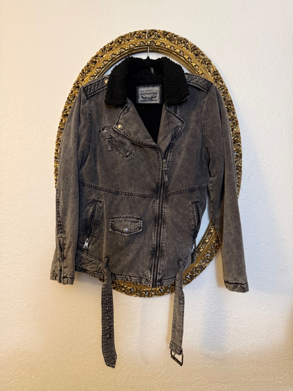 Levi's Black Sherpa-Lined Jacket with Label Patch
